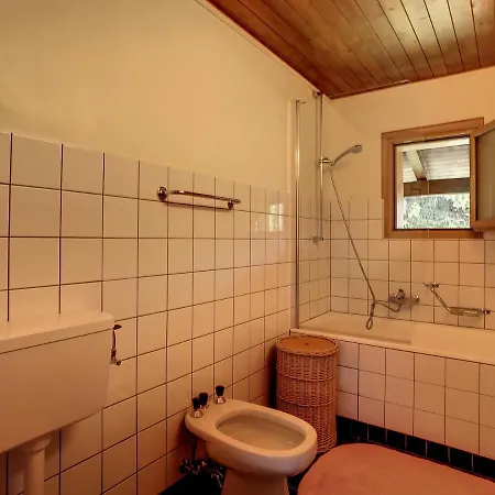 Romulus 1er Apartment